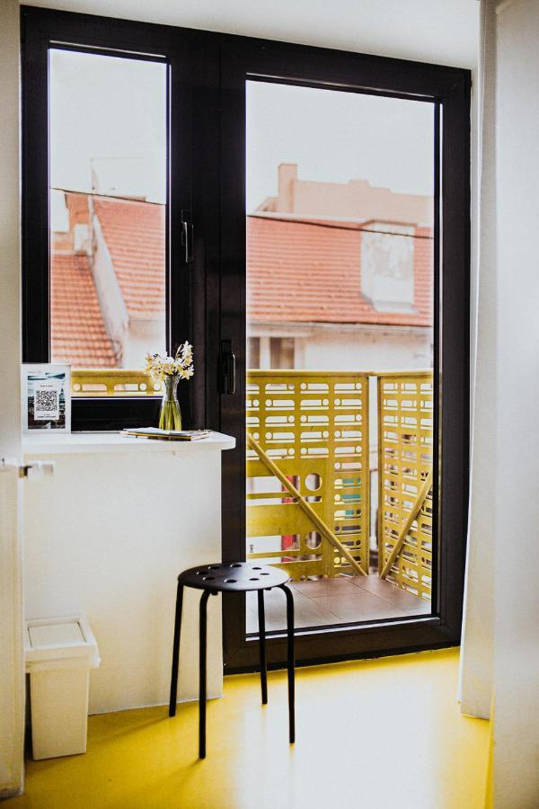 Private Rooms At Hostel63 萨格勒布 外观 照片