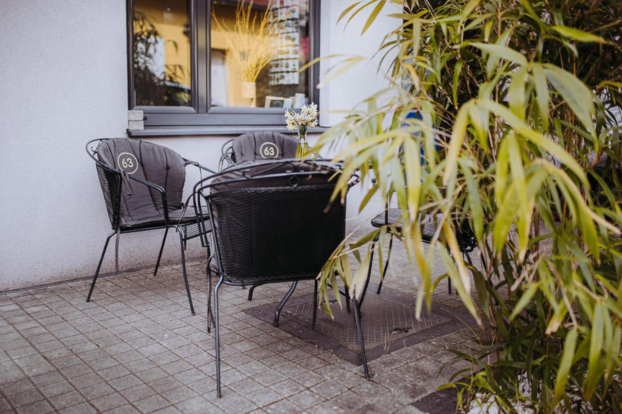 Private Rooms At Hostel63 萨格勒布 外观 照片